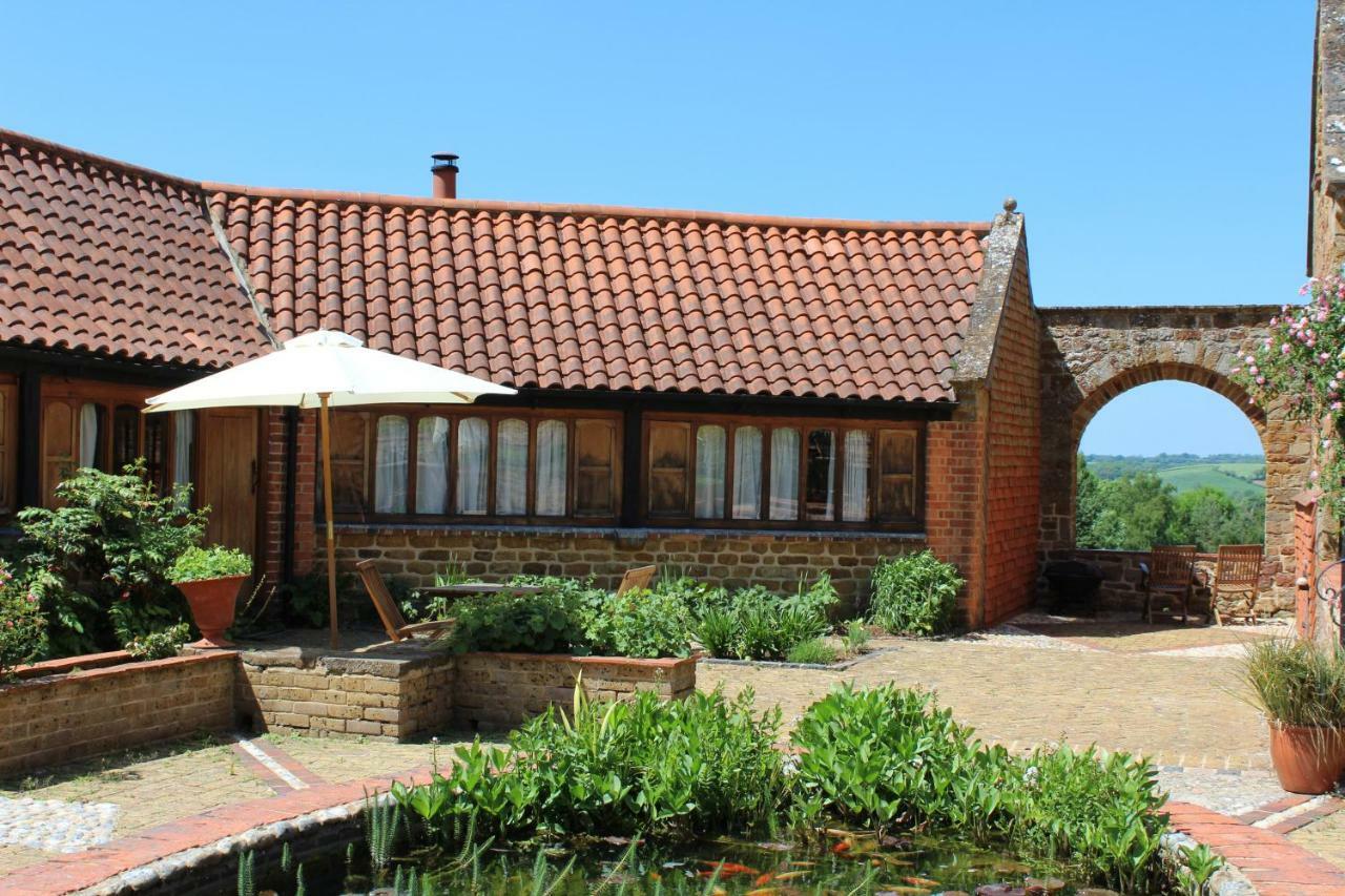 Heath Farm Holiday Cottages Swerford Exterior photo